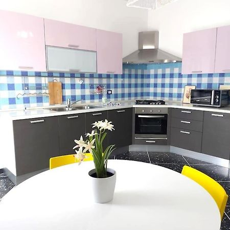 Elegante Appartamento La Spezia Centro 외부 사진